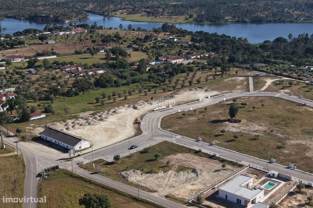 Lotes para Construção de Moradia Junto à Barragem de Montargil