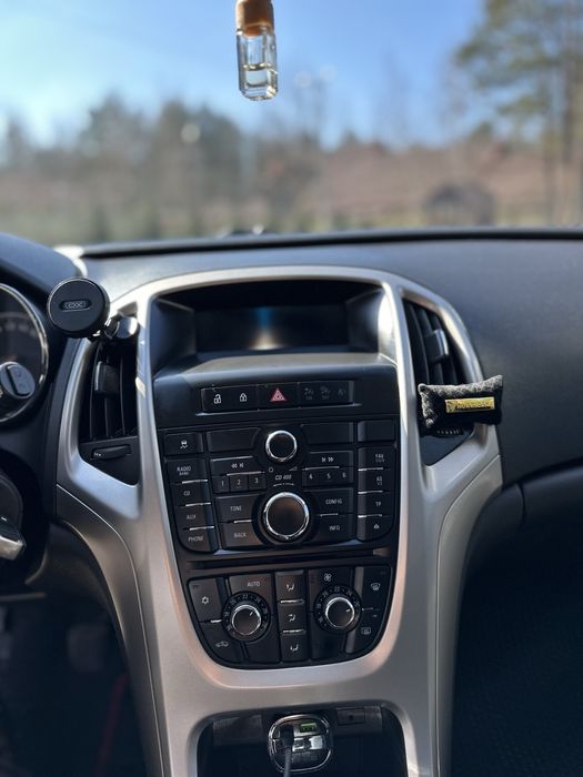 Opel Astra J Sports Tourer