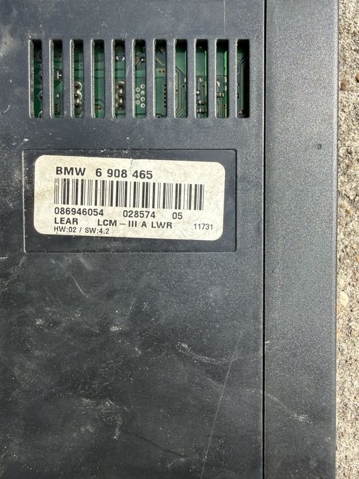 Módulo de Luzes BMW E39 / E38 / E53 - LCM III A LWR