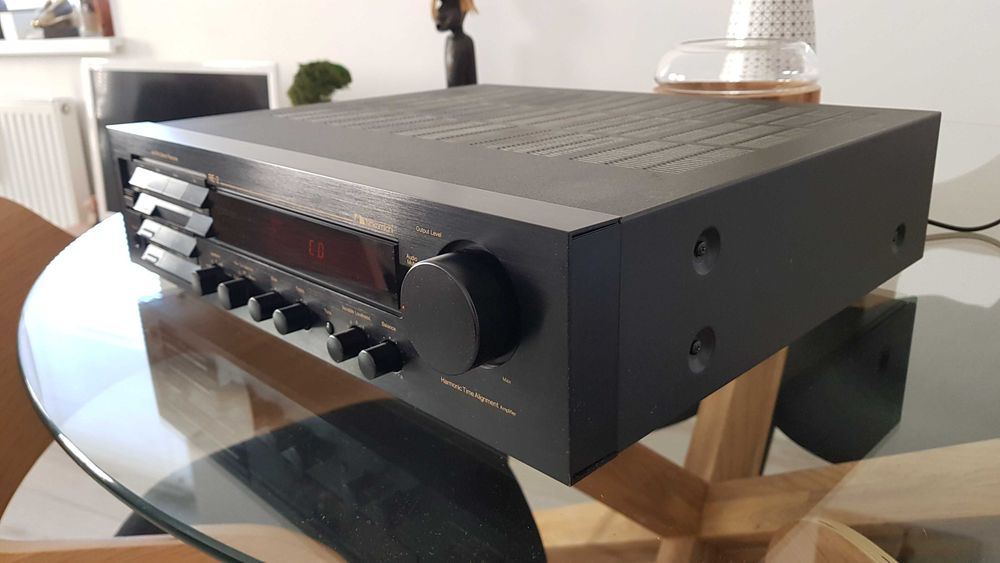 Amplituner Nakamichi RE-2