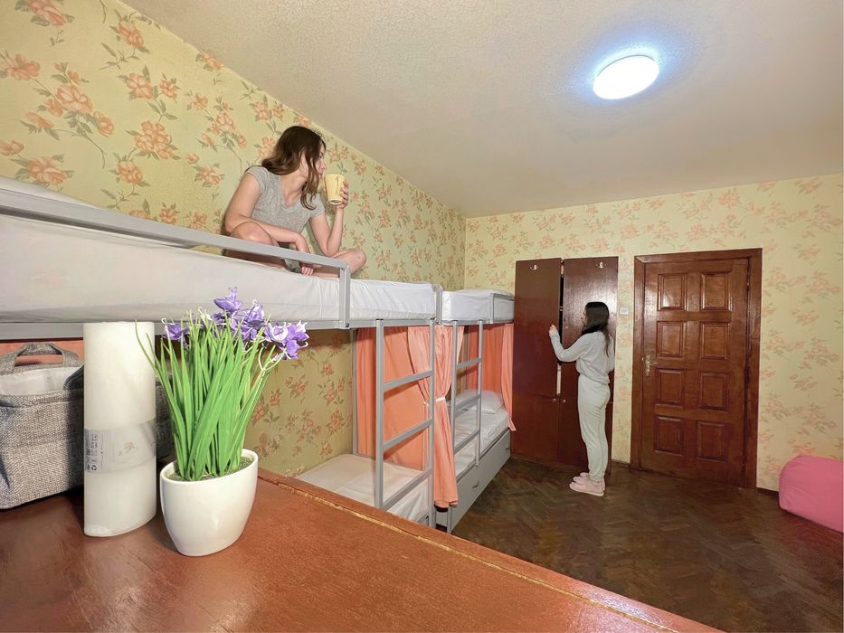 Гуртожиток на вул Шептицького, метро Лівобережна! Затишний район