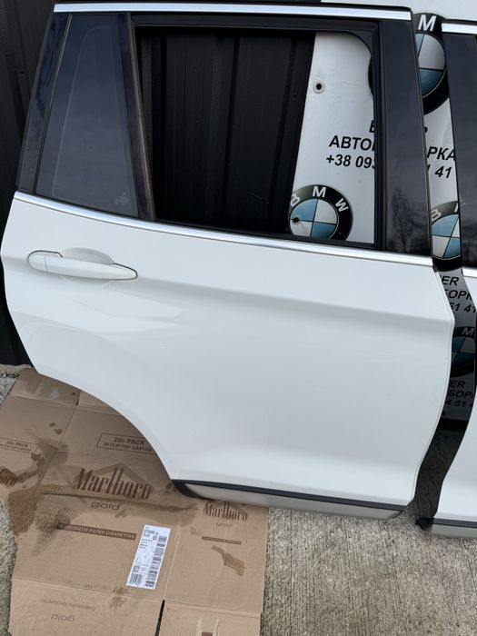 Bmw x3 f25 двері