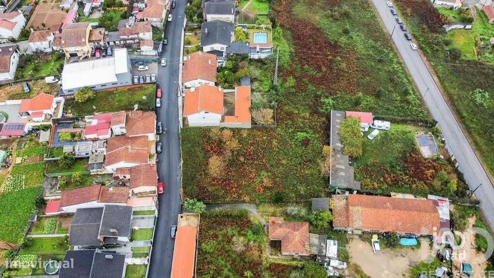 Terreno em Vila de Cucujães