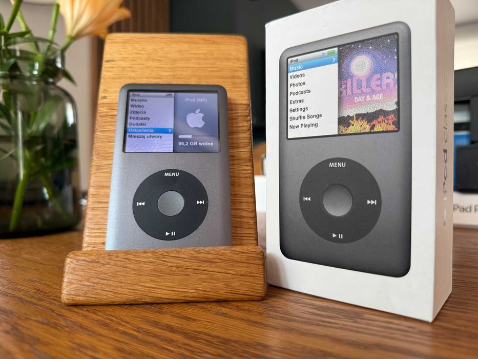 Apple iPod Classic 7G 160GB Black A1238 MC297QB/A
