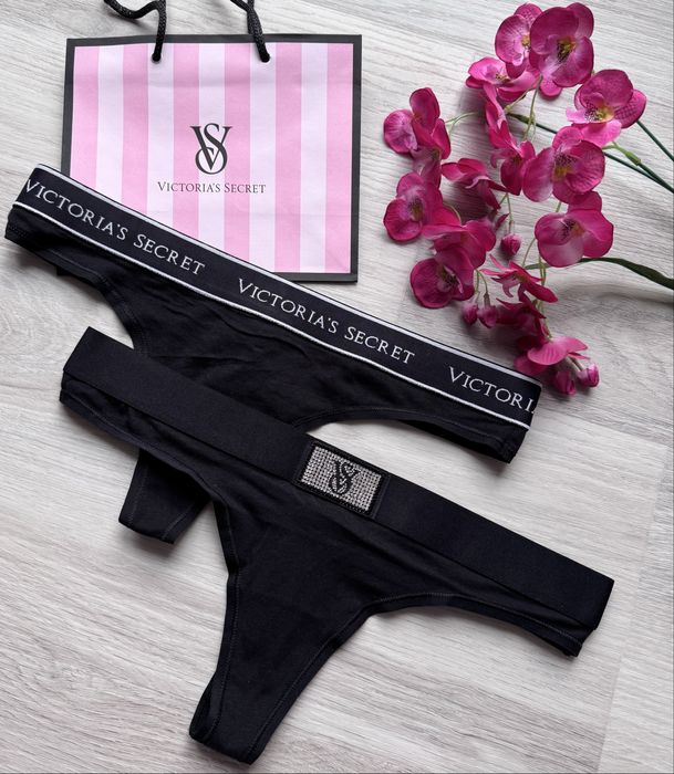 Zestaw czarne stringi z logowaną gumą kryształkami Victoria’s Secret
