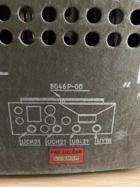 Stare radio bakelitowe Tesla Rytmus