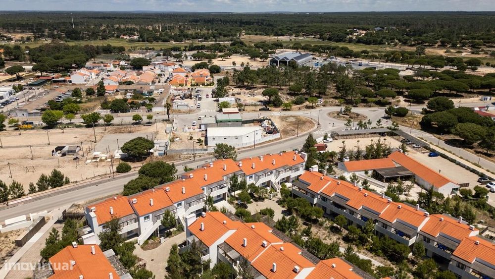 Apartamento T2 com jardim, Carvalhal, Grandola