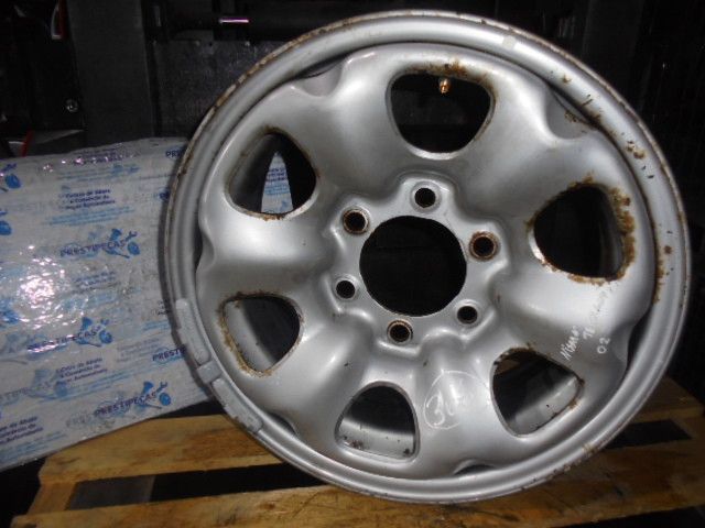 Jante frente esquerda NISSAN Terrano II (R20)