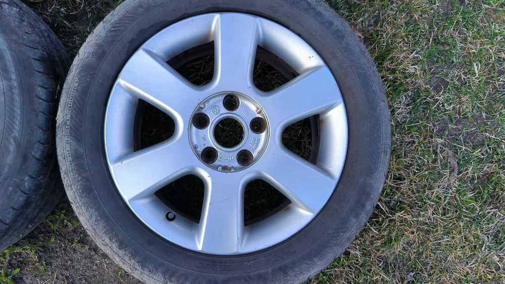 koła, alufelgi 5x112 r16 golf V letnie, z oponami Goodyear Efficientgrip Performance 2 (DOT 11/21)