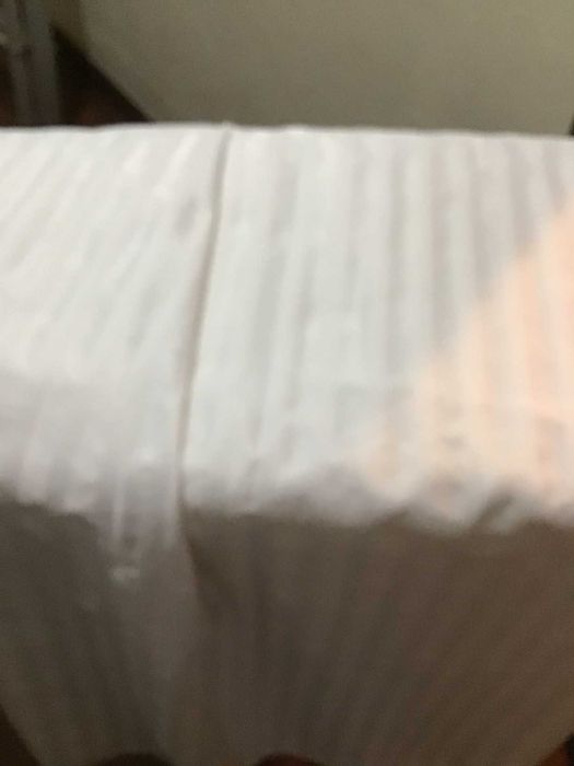 cortinado branco grande  wc