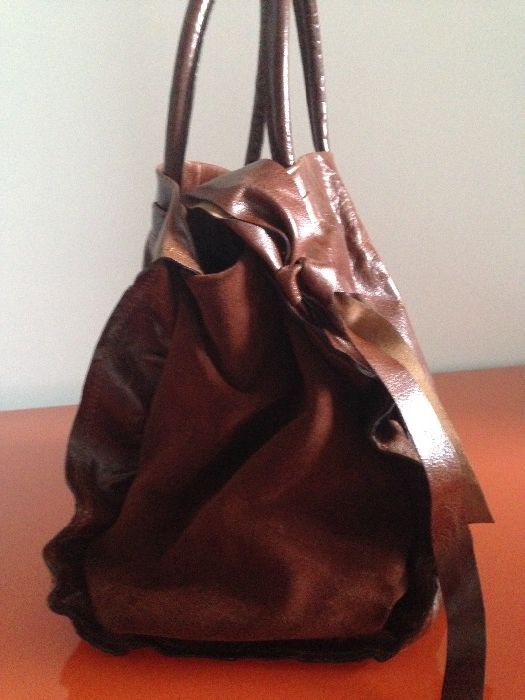 Carteira em Pele Castanha