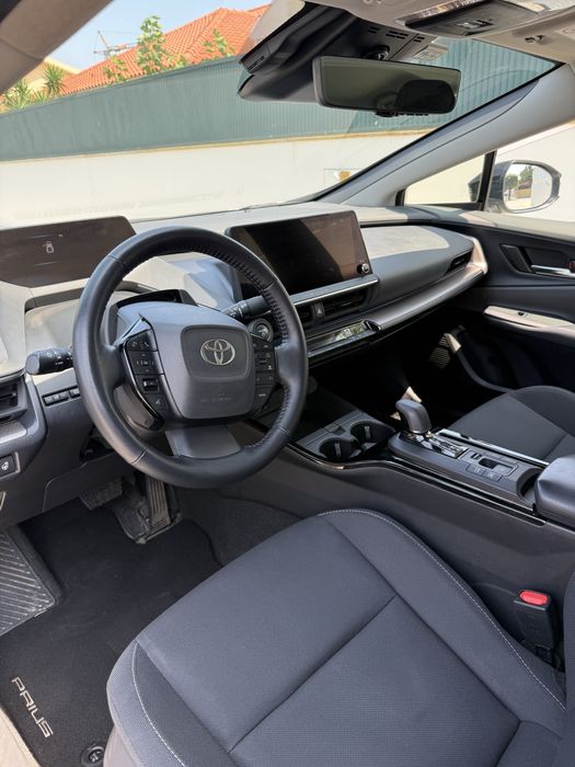 Toyota Prius PHEV
