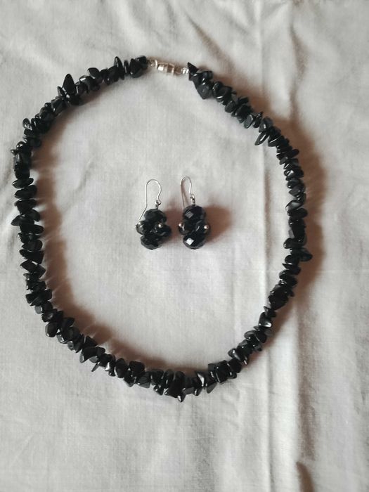 Буси і сережки з агату