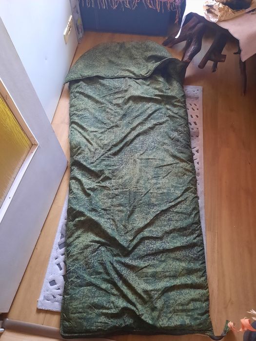 Rosyjski śpiwór cyfrowa flora