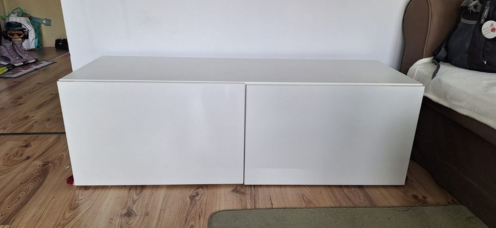 Szafa Besta wiszaca lub stojąca fronty z połyskiem Ikea