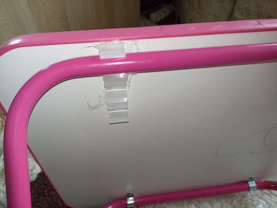 Продам стіл з кріслом