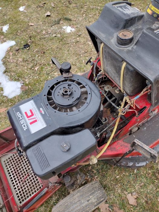 Sprzedam traktorek kosiarke