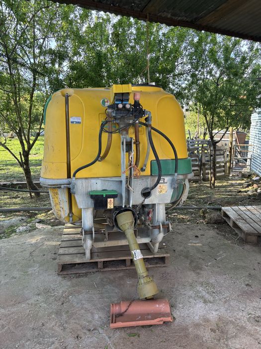 Vendo tomix 800 litros