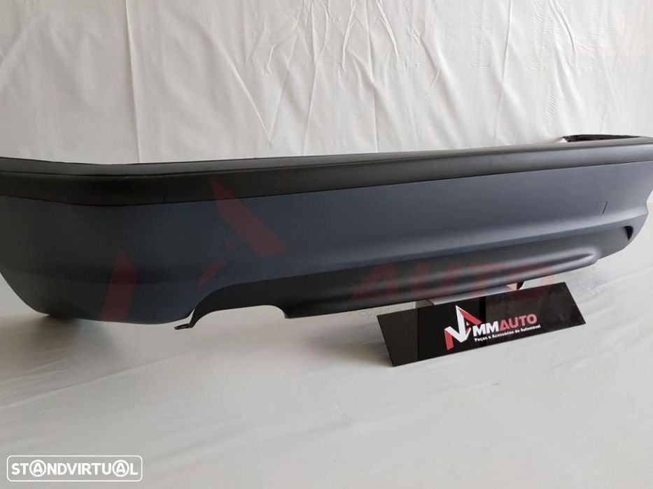 Parachoques Traseiro BMW E46 Pack M Sedan