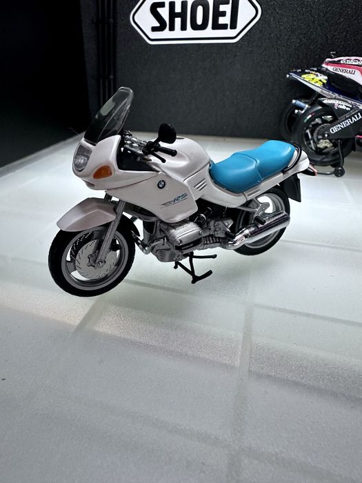Miniatura BMW R 1100 RS Escala 1/24 Minichamps