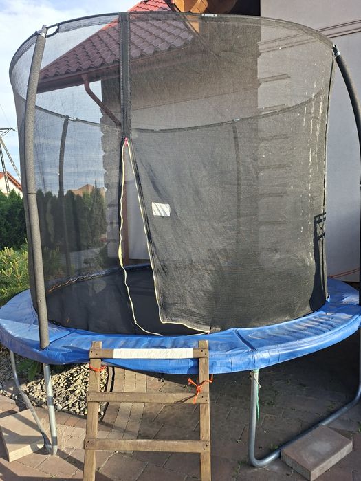 Trampolina ogrodowa
