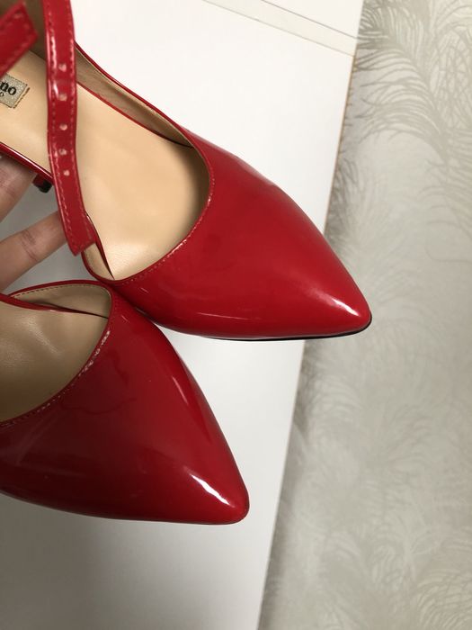 Червоні туфлі Lino Marano