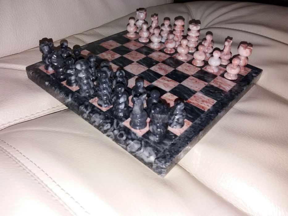 Шахмати мрамур