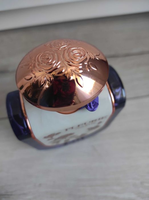 Zmysłowe perfumy Fleurie Violette Riiffs