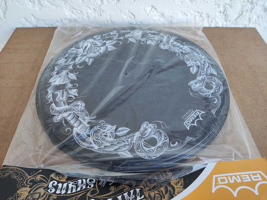 Remo Bass Powerstroke 3 Tattoo Skyn 22" NOVA