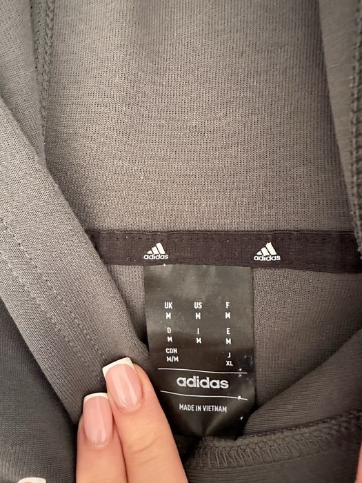 Спортивний костюм