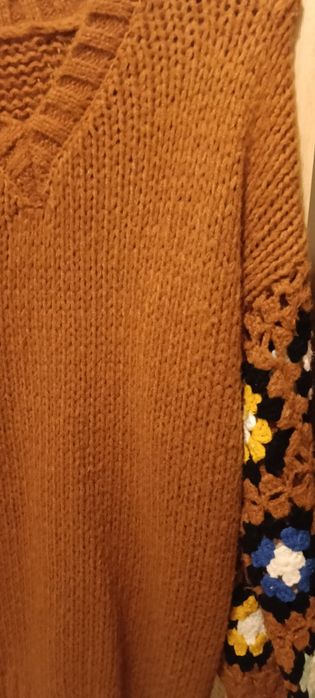 Super sweter z cudnymi rękawami