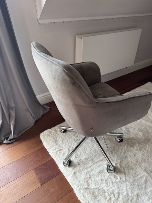 Fotel obrotowy welurowy