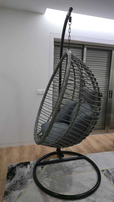 Baloiço Suspenso Beliani com Suporte CASOLI Cinzento