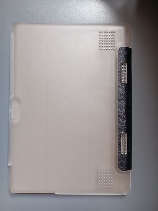 Чохол на планшет 10 дюймов-120 грн.