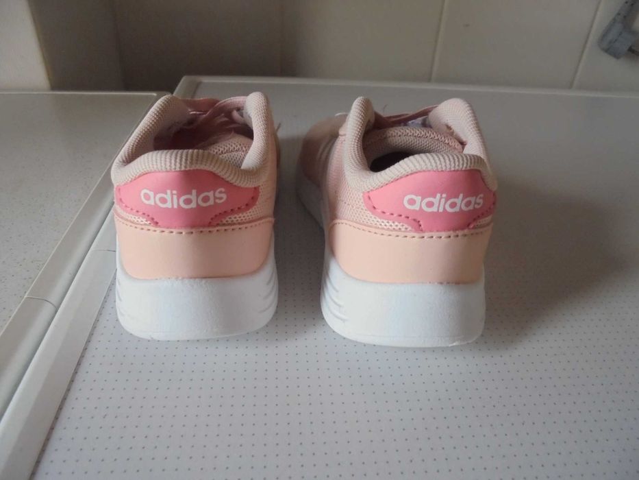 sapatilhas de menina adidas