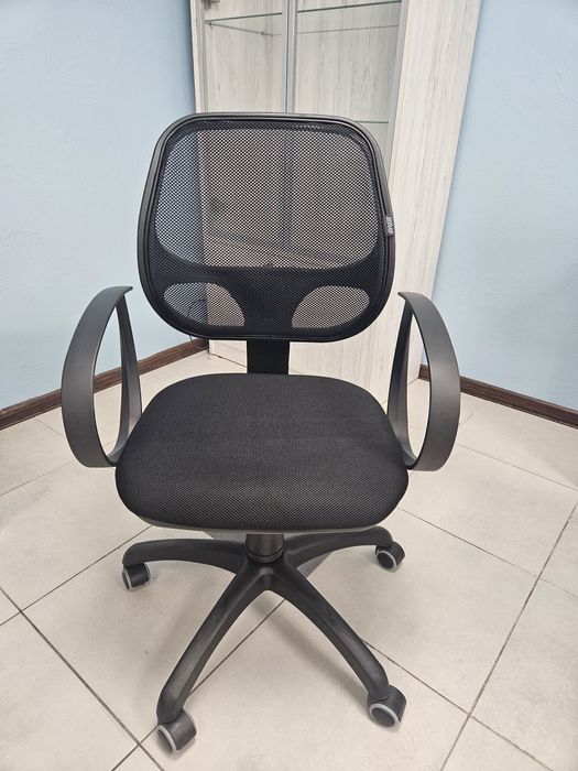 Продам меблі (нові)