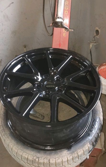 Диски поштучно R18 5/114,3 Оригінал Тесла 3