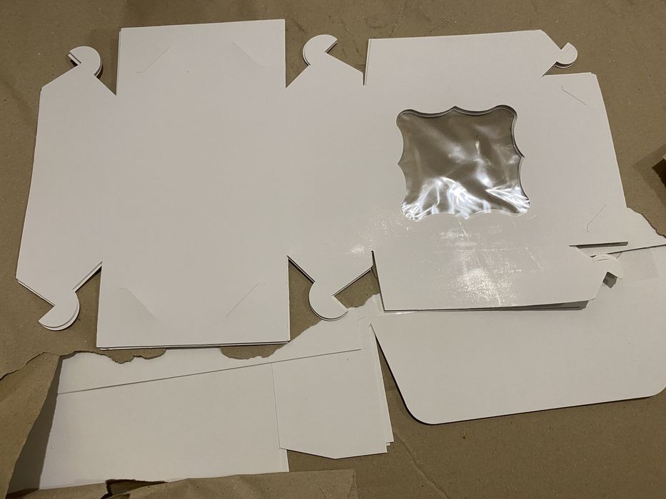 ПакУвання для тортів. Коробки для бенто