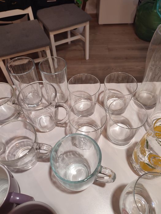 Szklanki, kubki zestaw 30 elementow