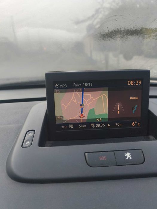 Peugeot 3008 1.6 HDI BUSINESS LIN