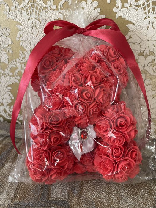 Мишка с роз,мишка з троянд