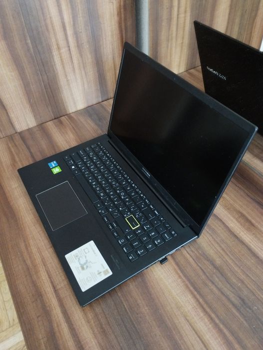 Asus Vivobook 15 на запчастини чи під відновлення