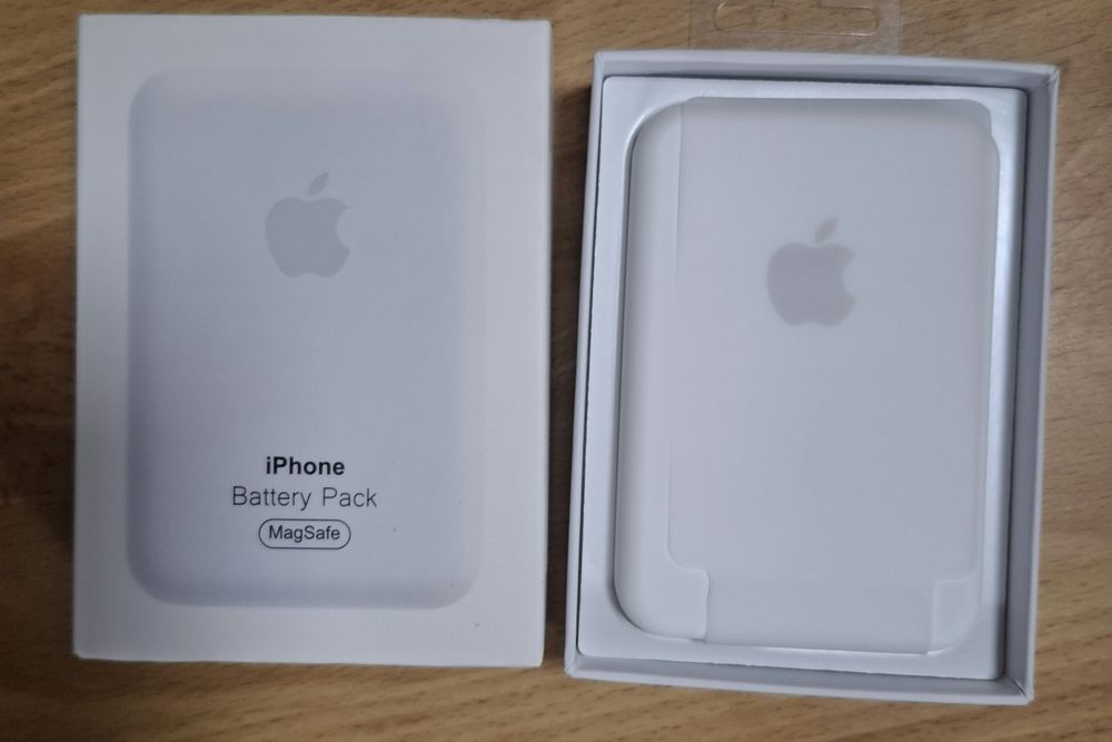 Компактний та легкий
Підтримка MagSafe
Зручна зарядка на ходу
Сумісність із iPhone
Підтримка MagSafe
Зручна зарядка на ходу
Сумісність із iPhone