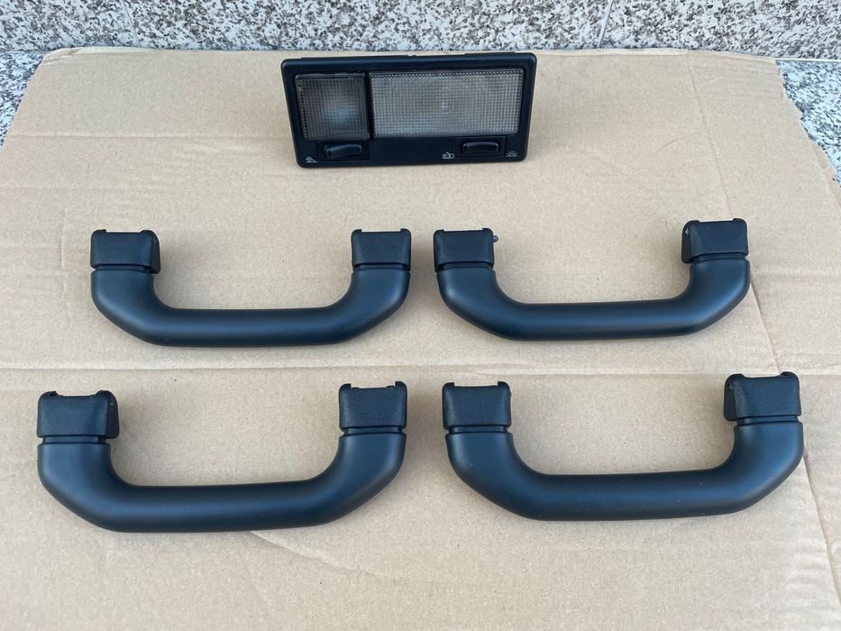 Pegas do tecto e plafonier Golf 3 em preto Originais
