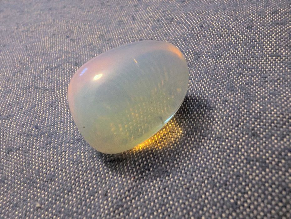 Opal naturalny szlifowany, kamień kolekcjonerski