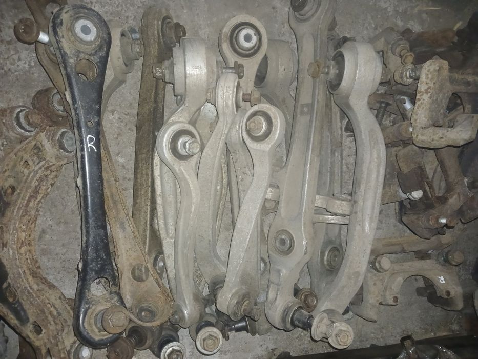 Продам рычаги ричаг важелі на ауди а6с6