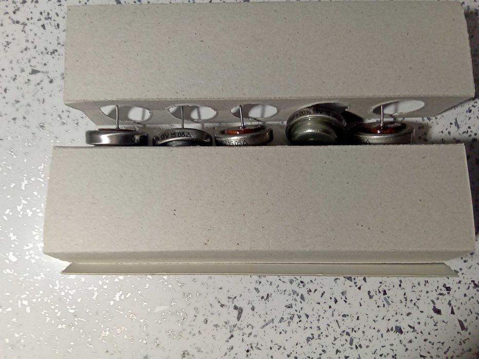 Конденсатор К52-5С 15В 330 мкф