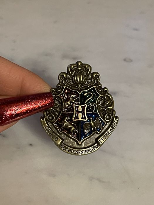 Przypinka badge Harry Potter Hogwart Gryffindor Slytherin Ravenclaw