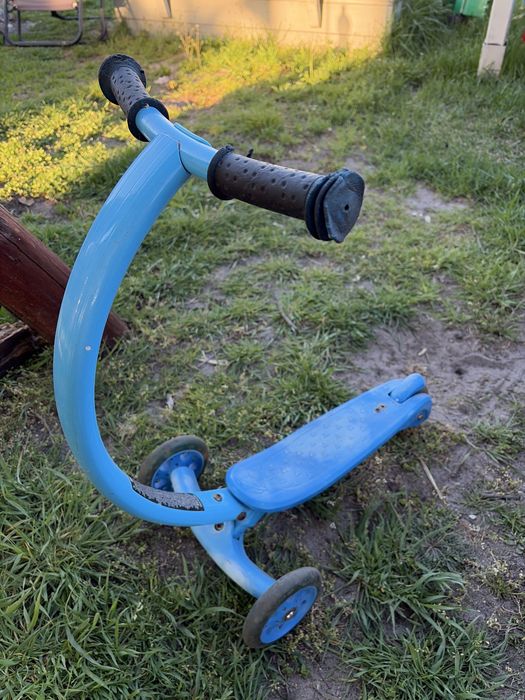Hulajnoga trojkołowa z świecącymi kołami Zycom