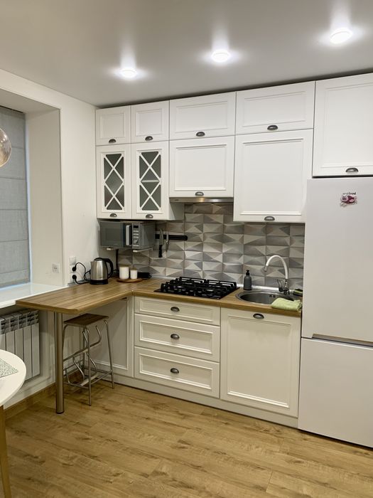 Сдам квартиру посуточно: 1 200 грн. - Квартири подобово, погодинно Слов ...